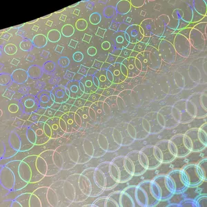 Película Holográfica Transparente Circular de Alta Calidad, Rollo de Vinilo Autoadhesivo con Efecto Arcoíris para Impresión de Etiquetas de Marca y Proyectos - Product Image 3