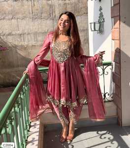 Conjunto de Salwar Kameez de Seda Viscosa Rosa, Vestido Moderno y Tradicional Indio Pakistaní para Mujer, Sin Arrugas, Bordado Intenso para Diwali - Product Image 4