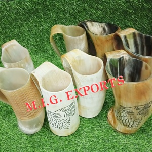 Mug authentique fait main en corne de vache viking, gobelet naturel en corne de bœuf pour bière, ale et hydromel. Écologique, vintage, médiéval. - Product Image 5