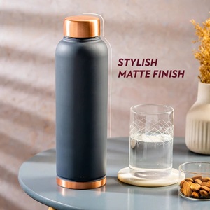 Botella de Agua de Cobre de Doble Pared Hecha a Mano con Acabado Elegante, Diseño Duradero y Ecológico, Compre Directamente del Proveedor a Precio de Fábrica - Product Image 1