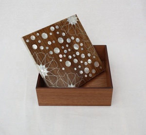 Caja de bisagras de madera personalizada de alta calidad, pequeño organizador de almacenamiento rectangular y caja de regalo con kit médico hecho en Vietnam - Product Image 2