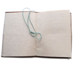 Cuadernos de cuero hechos a mano con papel reciclado de algodón, estilo antiguo, con cubierta lisa color turquesa, al por mayor, para estudiantes. - Product Image 4