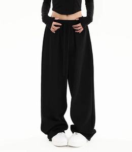 กางเกงวอร์มทรงหลวมสไตล์สปอร์ตสำหรับผู้หญิง พร้อมปักโลโก้และสกรีนลายตามสั่ง กางเกงลำลองสไตล์สตรีทแวร์ - Product Image 1