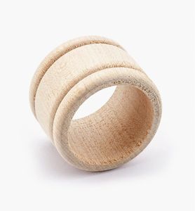 Elegante servilletero de madera que se integra perfectamente con diversas temáticas de cena y opciones de lino. - Product Image 6