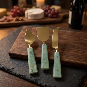 Ensemble de couteaux à fromage décoratifs en métal – Ustensiles de service élégants pour planches à charcuterie, tables à manger, restaurants et collections de cadeaux - Product Image 6