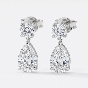 Boucles d'oreilles pendantes en or blanc 18 carats avec diamants de laboratoire taille poire 2,00 CT, certifiés IGI, bijoux de mariage classiques pour femme, clarté F VVS2 - Product Image 1