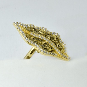 Bague ajustable en feuille plaquée or avec zircon cubique, style cocktail, bijou indien fait main, bague de mariée élégante pour soirée - Product Image 2