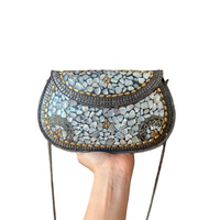 Pochette en cuir véritable brodée à la main avec motif floral vintage, fermeture éclair, colorée, pour l'été, l'hiver, les mariages, les soirées, noire