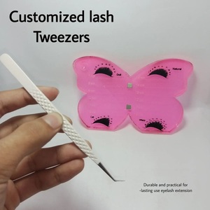 Pinzas Curvas de Acero Inoxidable Mekta de 14 cm con Punta Suave, Herramienta de Precisión para Aplicación de Pestañas Postizas y Uñas - Product Image 2