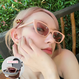 Lunettes de soleil de voyage œil de chat à monture ovale tendance 2025 pour femmes et hommes, style vintage années 90, monture pliable, logo personnalisé, verres étroits et fins - Product Image 2