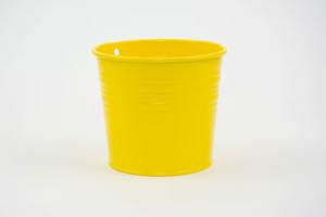 Macetero Metálico Amarillo Brillante, Perfecto para Jardines, Espacios Públicos y Decoración Exterior, Hecho a Mano en India - Product Image 4