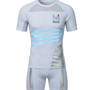 Uniformes de porristas personalizados con pantalones cortos, conjuntos sublimados para equipos de chicas, ropa profesional para presentaciones de baile y animación. - Product Image 1