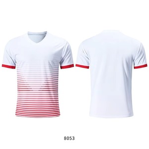 Maillot de football personnalisé à séchage rapide en polyester, taille européenne, respirant, manches courtes, classique, vierge et durable - Product Image 6