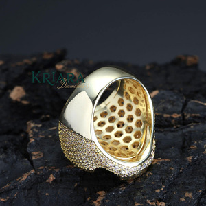 แหวนหมั้นฮิปฮอปเพชรทรงกลมเจียระไนแบบบริลเลียนท์เคลือบทอง 18K เงินแท้ 925  สำหรับทุกเพศ สี D ระดับความสะอาด VVS2 - Product Image 5