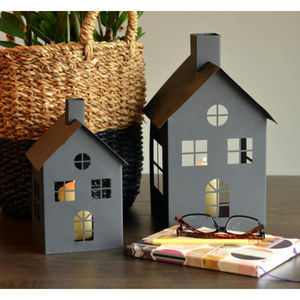 Venta al por Mayor de Portavelas Metálicos con Forma de Casa, Estilo Vintage, Hierro Gris Envejecido, Decoración para Velas de Té - Product Image 1