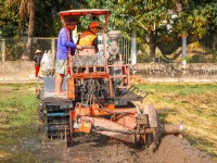 Tracteur agricole à chenilles Hogico HG-80VN/Turbo 80HP, cultivateur agricole à pneus, haute efficacité, neuf, 100% prêt à être expédié