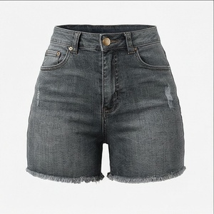 Shorts en jean pour femmes, taille large, en coton, style décontracté estival, couleur personnalisable, vêtements uniques - Product Image 1