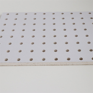 Plaque <span class=keywords><strong>de</strong></span> plâtre en <span class=keywords><strong>ciment</strong></span> acoustique classique ignifuge à motifs floraux 600x600 7mm pour plafond <span class=keywords><strong>de</strong></span> Paris - Product Image 2