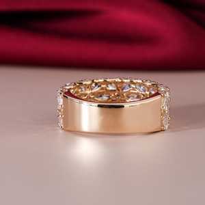 แหวนวงเรียบประดับเพชรทรงกลมและทรงลูกแพร์ที่เพาะเลี้ยงในห้องปฏิบัติการสำหรับผู้หญิง ทองคำแท้ 14K ของขวัญหมั้นสุดทันสมัยสำหรับแฟนสาว - Product Image 3