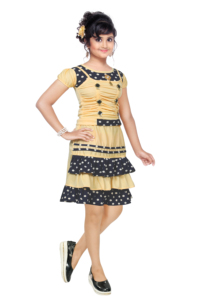 Ensemble haut et jupe pour bébé fille, très vendu, tissu doux, vêtements mignons et élégants pour anniversaires et événements, disponible à la vente - Product Image 2