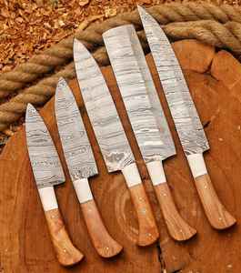 Couteaux faits main avec kit en cuir, ensemble de couteaux de cuisine, couteau de chef, couteau utilitaire, couteau à éplucher les fruits, 5 pièces, utilisation professionnelle OEM OBM, respectueux de l'environnement - Product Image 1