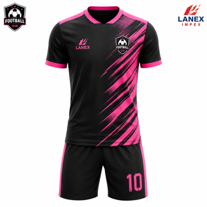 Ensemble d'uniformes de football personnalisés sublimés avec maillot, short et chaussettes, noir et rose, col en V, vêtements de sport d'équipe avec nom et numéro - Product Image 1