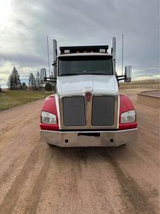 Tractocamión Logístico Profesional 6x4 Diésel, Cabeza Tractora de Servicio Pesado para Transporte de Mercancías por Carretera - Product Image 6