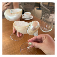Verre à vin en verre fait main, nouveau design, motif coquillage côtier, 99 Gold Data, à long pied, 101-200ml, pour la décoration intérieure, les boutiques et les mariages, vente en gros