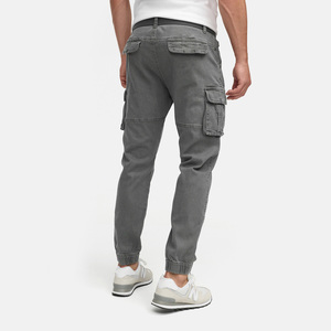 Pantalon cargo gris pour homme en toile, plusieurs poches, style décontracté, taille mi-haute, fermeture boutonnée, idéal pour l'automne - Product Image 4