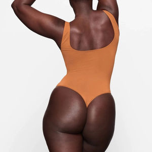 Combinaison une pièce pour femme, col carré, couleur unie, taille haute, extensible en spandex et polyester, grande taille, tricotée sans couture - Product Image 2