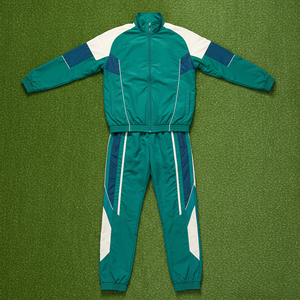 Custom 2 Pieces Reflective Edging Jogging Suits Oversized Crinkle Nylon Ripstop Windbreaker <b>Jackets</b> Pants Sets Tracksuits <b>Women</b> - Product Image 4