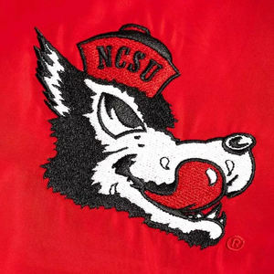 Chaqueta Universitaria Roja de Satén de los NC State Wolfpack - Product Image 2