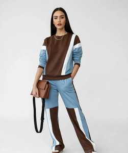 Conjunto Deportivo Casual para Mujer, Diseño 2 en 1 con Bloques de Color, Ligero, de Poliéster/Algodón, con Sudadera de Cuello Alto y Pantalones Jogger - Product Image 1