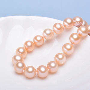 Collier de perles d'eau douce rondes presque parfaites personnalisables Tilian de 8 à 9 mm, longueur 130 cm, chaîne de pull impeccable - Product Image 3