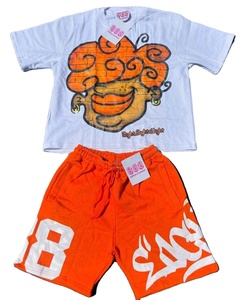 DTG DTF sublimación impresión hombres verano gimnasio ropa personalizada OEM conjunto camiseta pantalones cortos verano Streetwear Rhinestone sólido dos piezas - Product Image 1