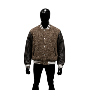 Chaqueta Varsity Premium Marrón para Hombre, Chaqueta Varsity Moderna con Estampado, Mangas de Cuero PU, Cuello Camisero Informal - Product Image 1