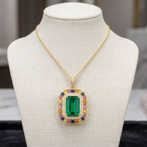 Collar con Colgante de Plata de Ley 925 con Corte Esmeralda Ortodoxo Estilo Italiano, Chapado en Oro de 18K, Regalo de Compromiso, Lujoso para Fiestas - Product Image 1