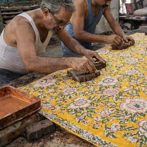 Tissu en coton imprimé à la main, moderne, noué, de qualité supérieure, pour la confection de tapis |   Textile indien durable |   Articles d'ameublement et de décoration - Product Image 3