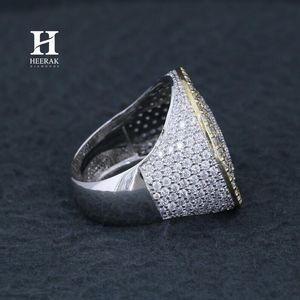 แหวนผู้ชายทองคำขาว-เหลืองสองสี 14K 18K หรูหรา ประดับเพชรเม็ดกลมหลายชั้นแบบเมดัลเลียน ฝังเพชรแล็บโกรว์ สไตล์ฮิปฮอป สีชมพู - Product Image 4