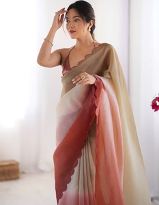 Sari en mousseline de rayonne moderne marron brodé pour femme KV avec chemisier non cousu pour les occasions de fête - Product Image 1