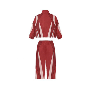 Ensemble de survêtement pour homme en tissu polaire style coupe-vent à col montant, pantalon de survêtement et veste avec cordon de serrage ajustable à la taille - Product Image 3