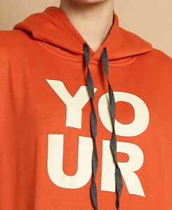 Ensemble de survêtements sportifs deux pièces pour femme, coupe oversize personnalisée, imprimé graphique, avec sweat à capuche et pantalon de jogging - Product Image 6