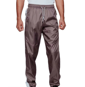 Conjunto Deportivo Premium para Hombre, Chaqueta y Pantalones Cortavientos, Ropa Deportiva Resistente al Agua - Product Image 3