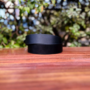 Cinturón de Cuero de Búfalo Perforado Vintage de Lujo con Hebilla de Aleación de Zinc, Acabado Artesanal Suave, Formal, 35MM, Duradero - Product Image 2