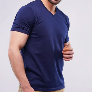 Camiseta de Algodón Premium con Cuello en V para Hombre, Ligera, Informal, Cómoda, Prenda Básica, Pedido al por Mayor, Fabricante OEM - Product Image 2