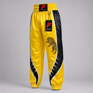 Pantalon de kick-boxing durable conçu pour les entraînements exigeants, offrant un confort supérieur et une liberté de mouvement optimale. - Product Image 2