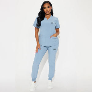 Uniformes Médicos Premium Antiarrugas de Tela Suave para Mujer, Lavables, para Uso Hospitalario, con Logotipo Personalizado - Product Image 1