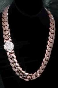 Cadena cubana de moissanita chapada en oro de 14k de 18MM en plata 925 con cierre pesado estilo Hip Hop, collar Miami para raperos a precio mayorista - Product Image 3