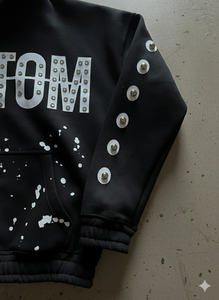 เสื้อฮู้ดดี้สตรีทแวร์ทรงบ็อกซี่แบบซิป  ผ้าฟลีซออร์แกนิค 100% หนานุ่มพิเศษ  ตกแต่งด้วยหมุด  ทรงปกติ  พร้อมสกรีนโลโก้ตามสั่ง - Product Image 5