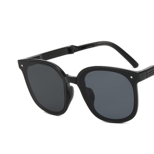 Women's Versatile Sunglasses Uv Resistant Fashionable Outdoor Street Photo Sunglasses - Product Image 3
